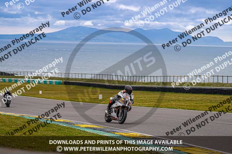 anglesey no limits trackday;anglesey photographs;anglesey trackday photographs;enduro digital images;event digital images;eventdigitalimages;no limits trackdays;peter wileman photography;racing digital images;trac mon;trackday digital images;trackday photos;ty croes